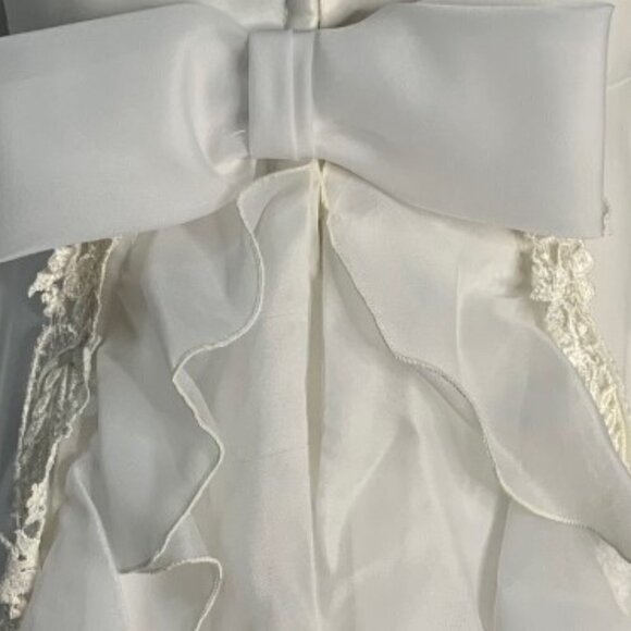 Vintage Bohemian 1970's White Wedding Dress with Empire Waist and Bishop… - Picture 11 of 14